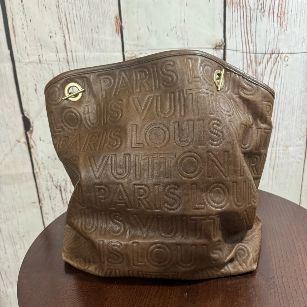Louis Vuitton Paris Souple Whisper PM Chocolate Embossed leather bag limited